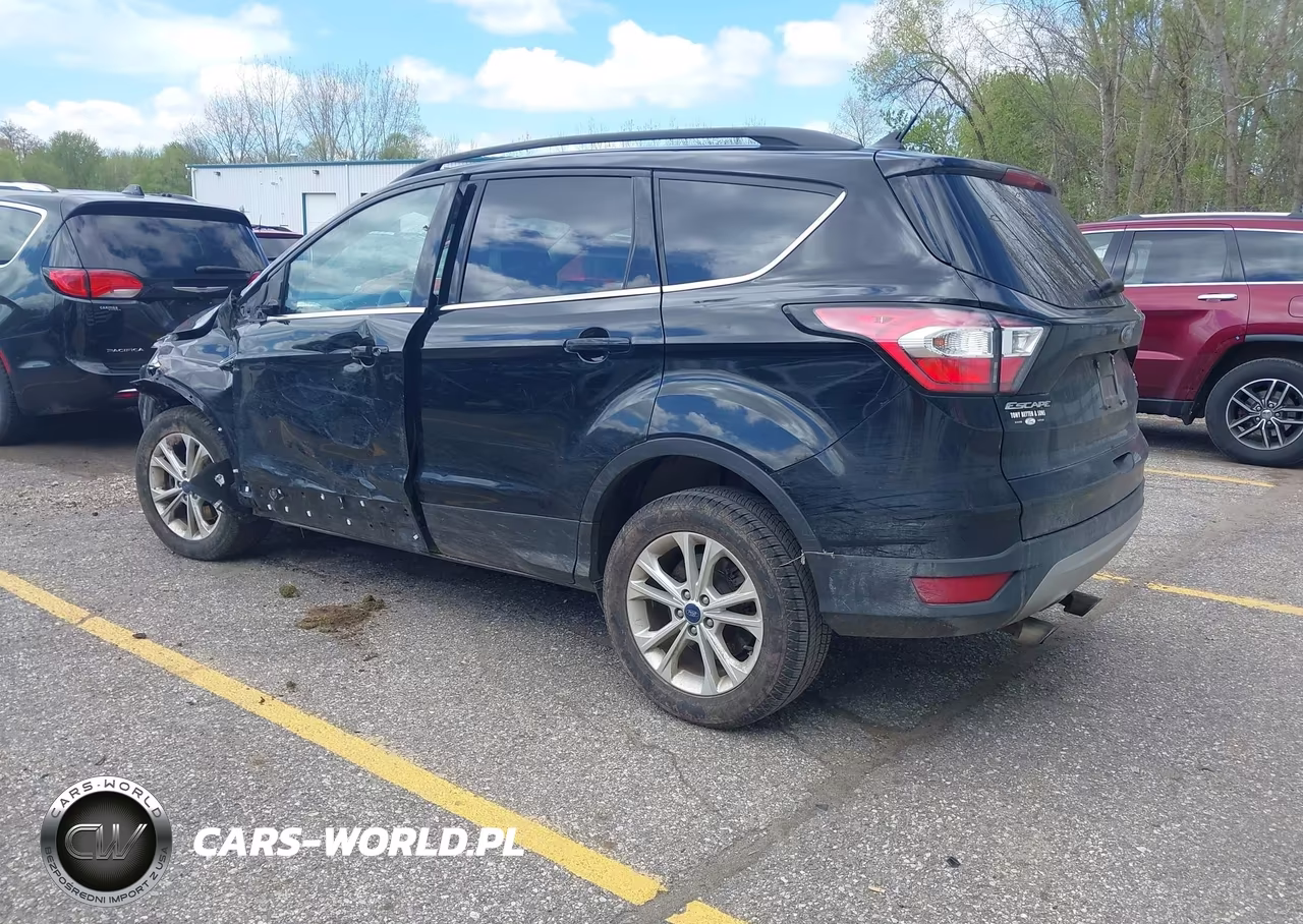 2018 Ford Escape Se VIN:1FMCU9GD8JUB52046 - 3