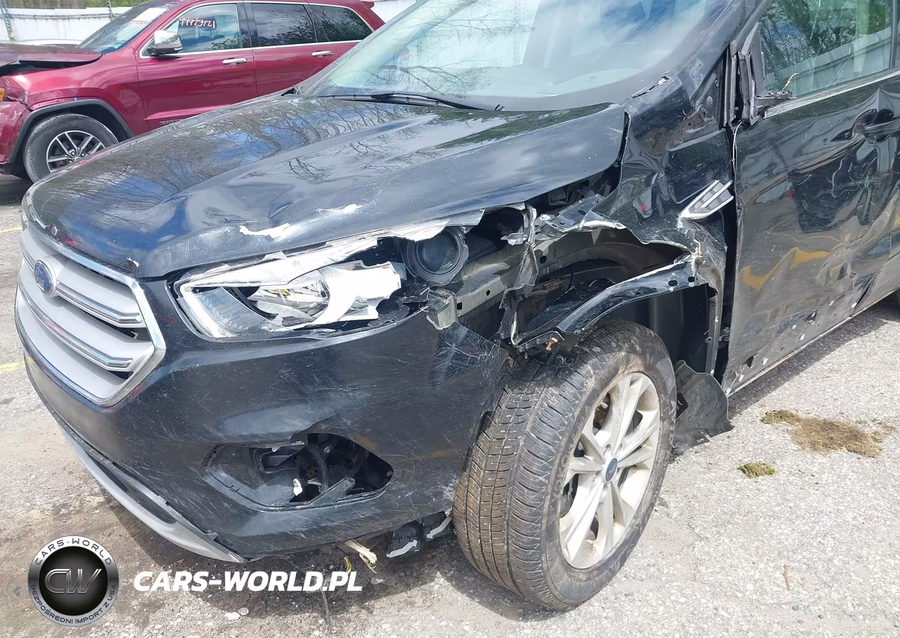 2018 Ford Escape Se VIN:1FMCU9GD8JUB52046 - 6