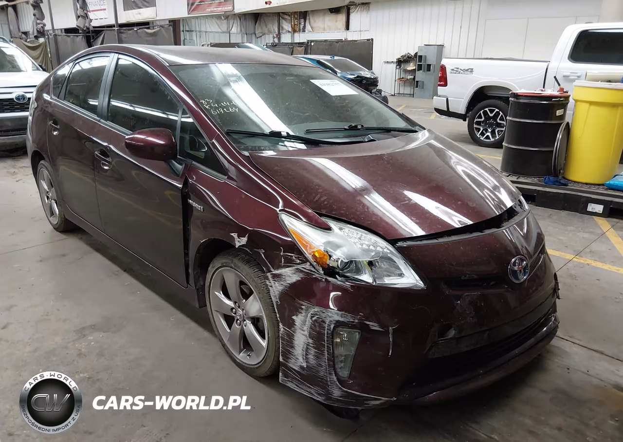 2013 Toyota Prius Three Se – zdjęcie 1 z 16