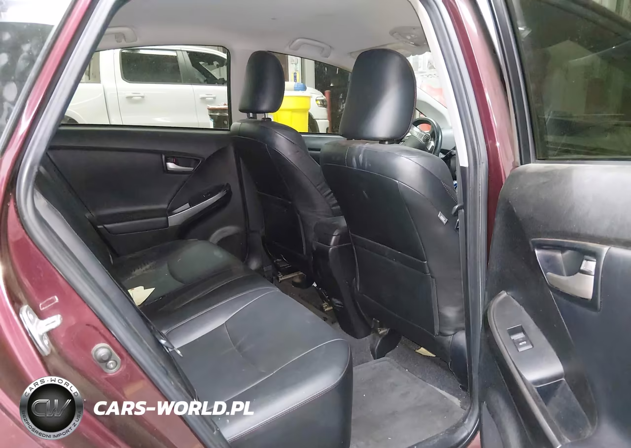 2013 Toyota Prius Three Se VIN:JTDKN3DU3D5617264 - 8