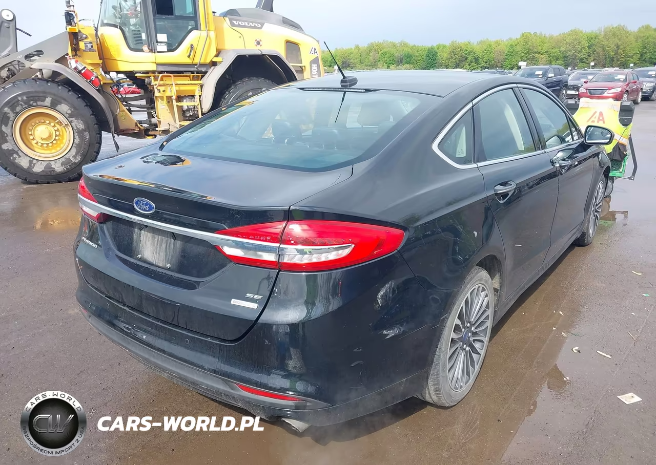 2018 Ford Fusion Se VIN:3FA6P0HD3JR135784 - 4