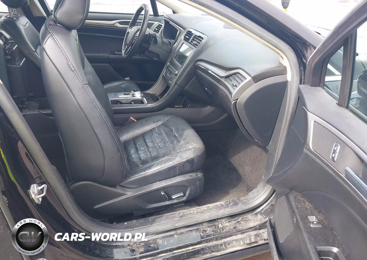 2018 Ford Fusion Se VIN:3FA6P0HD3JR135784 - 5