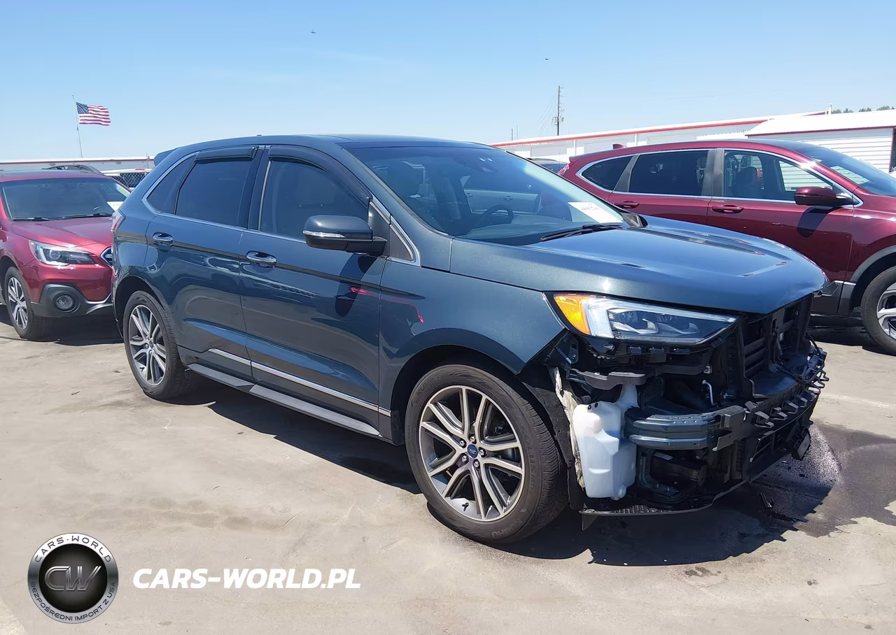 2019 Ford Edge Titanium