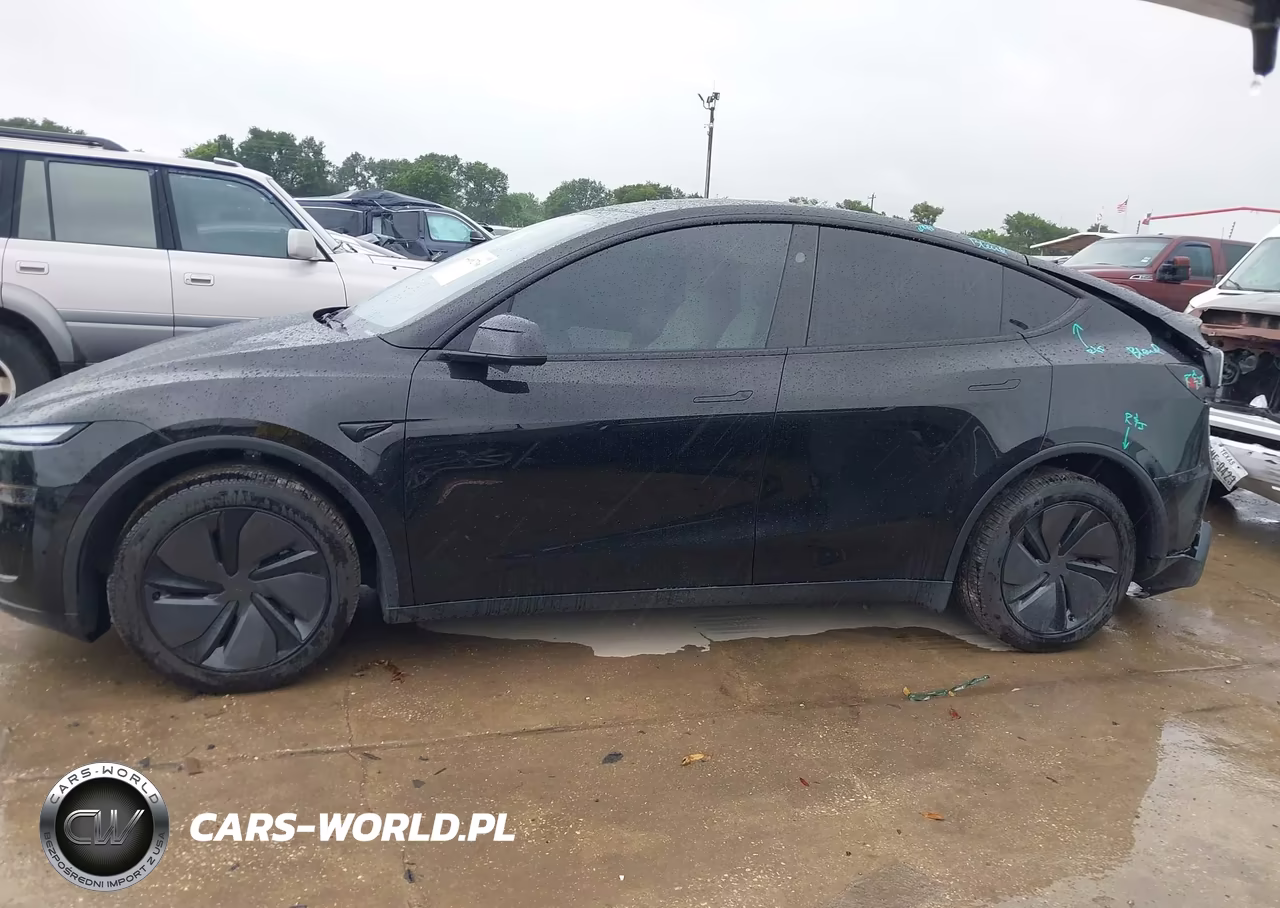 2026 Tesla Model Y Premium Rear-Wheel Drive-Standard Rear-Wheel Drive VIN:7SAYGDED1TA494733 - 13