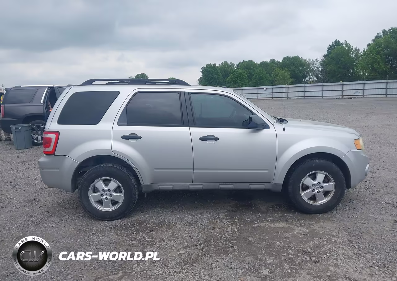 2009 Ford Escape Xlt VIN:1FMCU03789KA59515 - 13