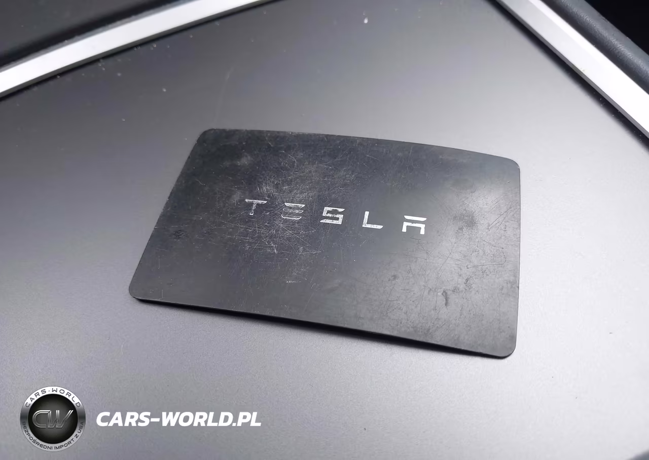 2021 Tesla Model Y Long Range Dual Motor All-Wheel Drive VIN:5YJYGDEE7MF160510 - 11