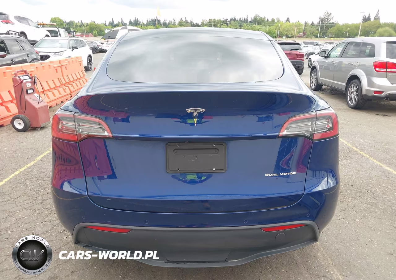 2021 Tesla Model Y Long Range Dual Motor All-Wheel Drive VIN:5YJYGDEE7MF160510 - 17