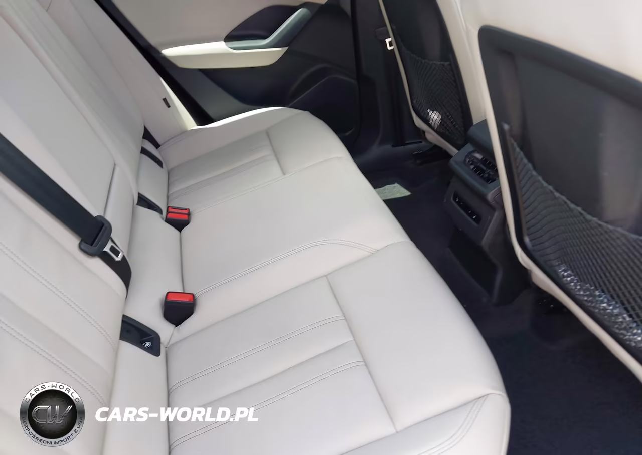 2025 Audi Q6 E-Tron Premium VIN:WA112BGFXSA016606 - 8