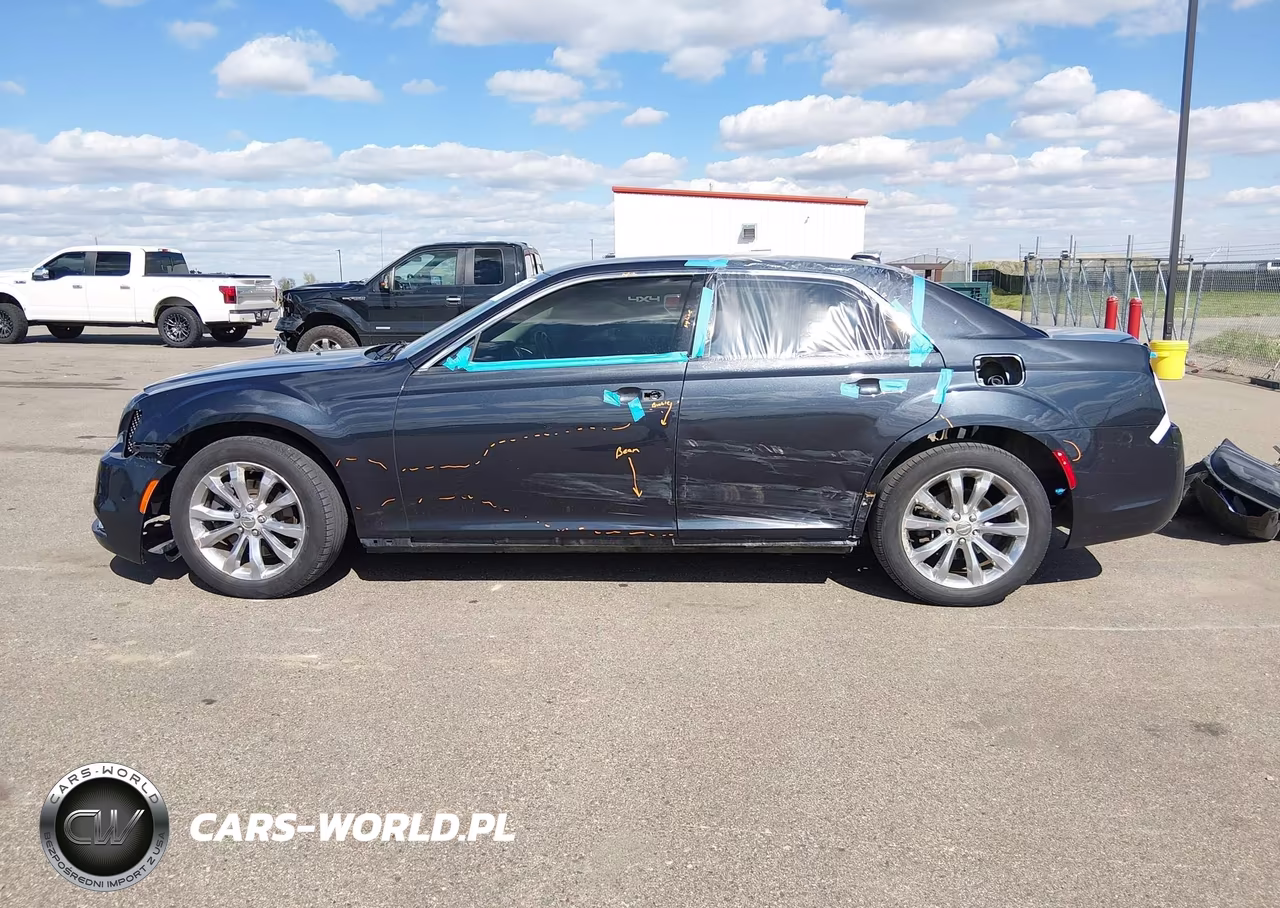 2018 Chrysler 300 Limited Awd VIN:2C3CCAKG1JH300135 - 15