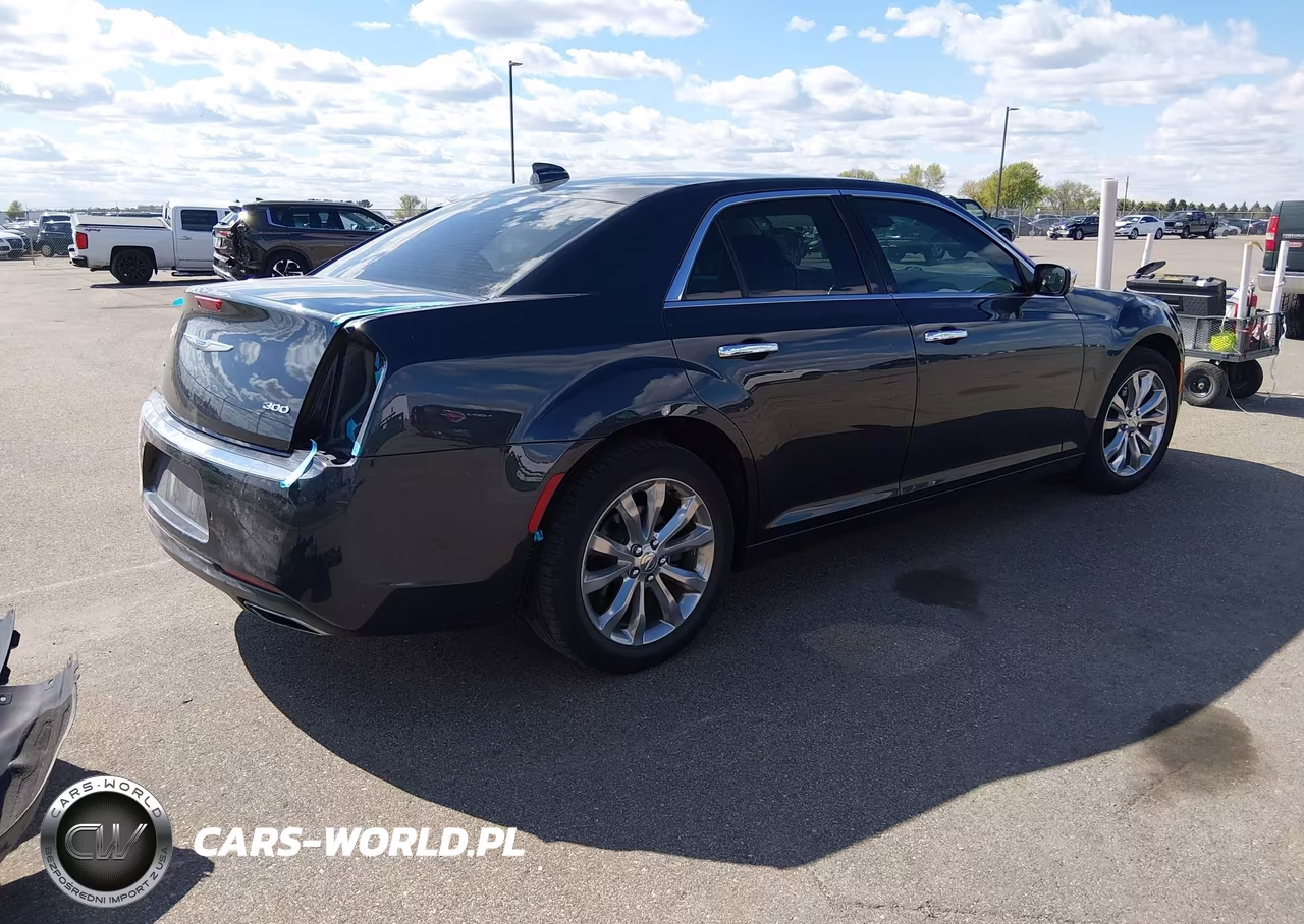 2018 Chrysler 300 Limited Awd VIN:2C3CCAKG1JH300135 - 4