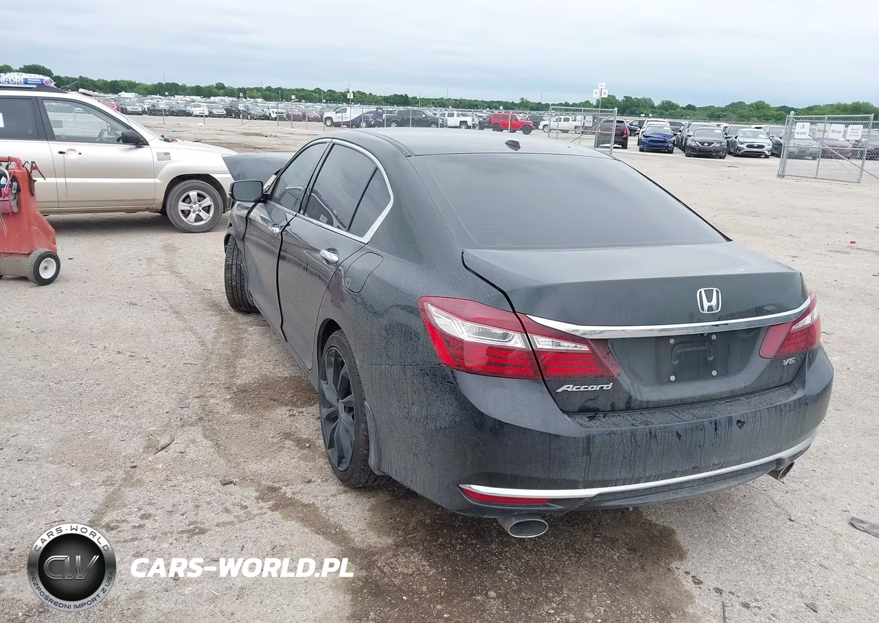 2017 Honda Accord Ex-L V6 VIN:1HGCR3F84HA007851 - 3