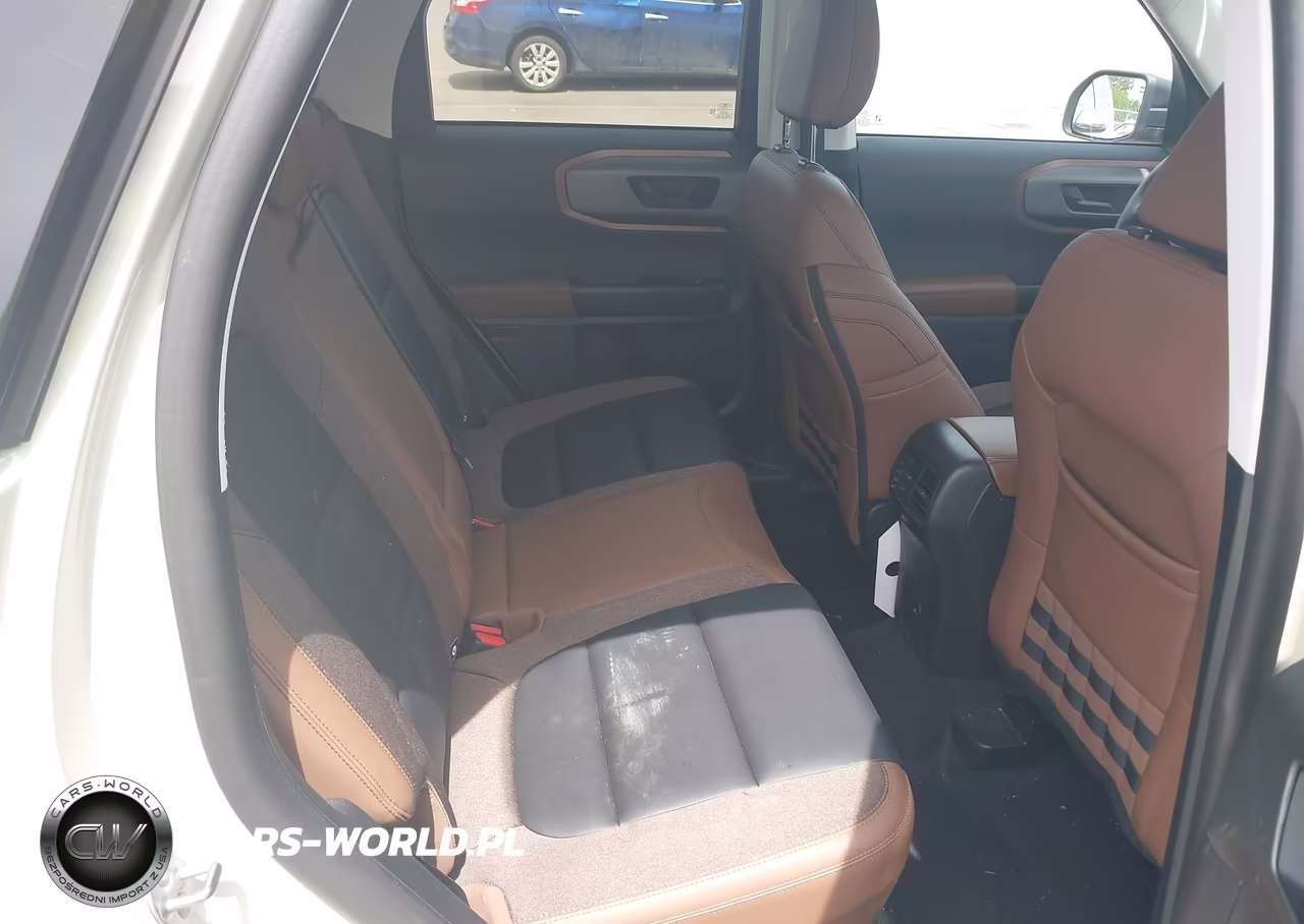 2025 Ford Bronco Sport Outer Banks VIN:3FMCR9CN2SRE53677 - 8