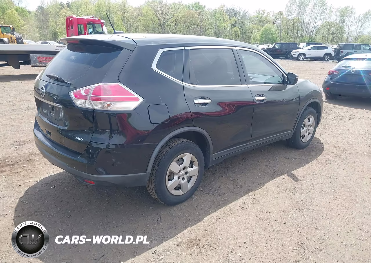 2015 Nissan Rogue S VIN:KNMAT2MV3FP535305 - 4