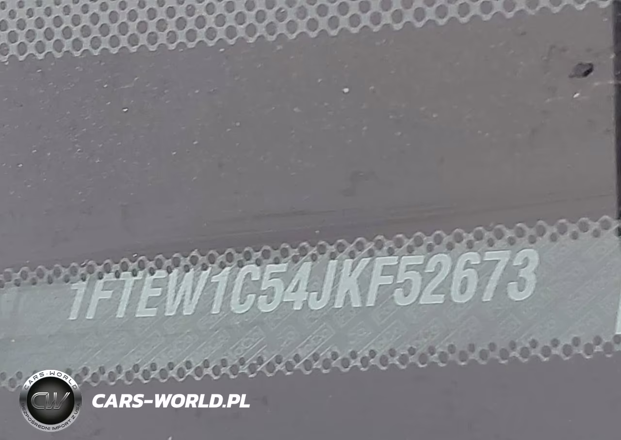 2018 Ford F-150 Xlt VIN:1FTEW1C54JKF52673 - 17