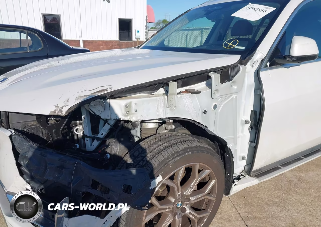 2022 BMW X7 xDrive40I VIN:5UXCW2C08N9N07054 - 17