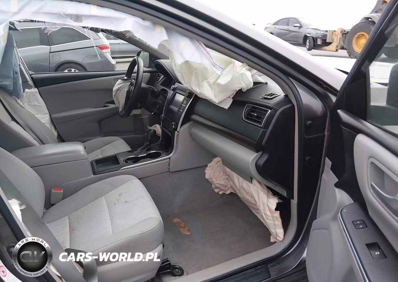 2017 Toyota Camry Le VIN:4T1BF1FK6HU724605 - 5