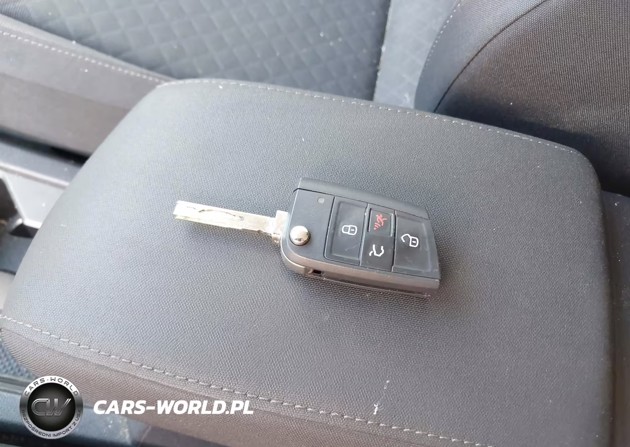 2019 Volkswagen Tiguan 2.0T S VIN:3VV1B7AX7KM097220 - 11