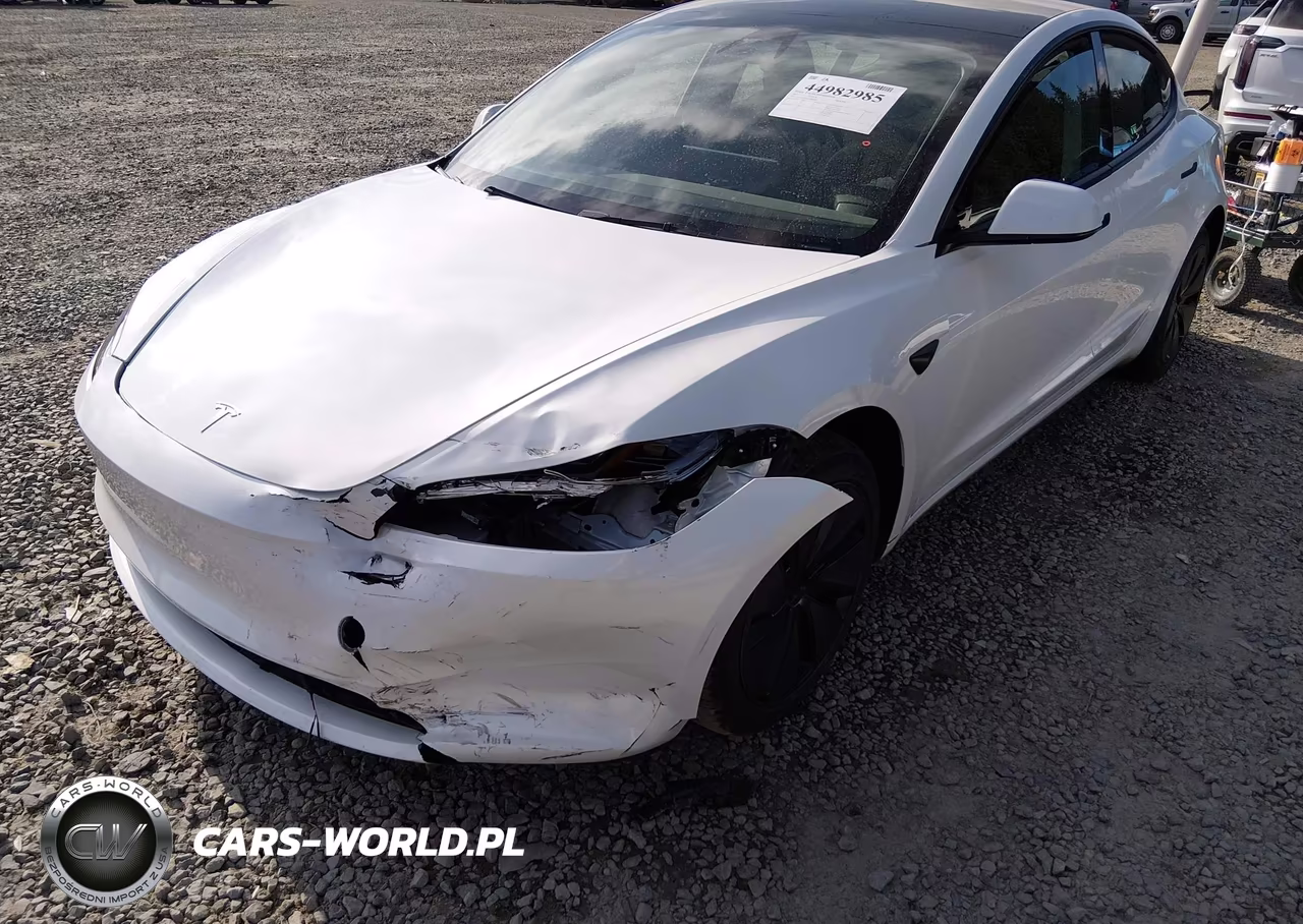 2025 Tesla Model 3 Long Range Rear-Wheel Drive-Standard Rear-Wheel Drive VIN:5YJ3E1EAXSF898519 - 6