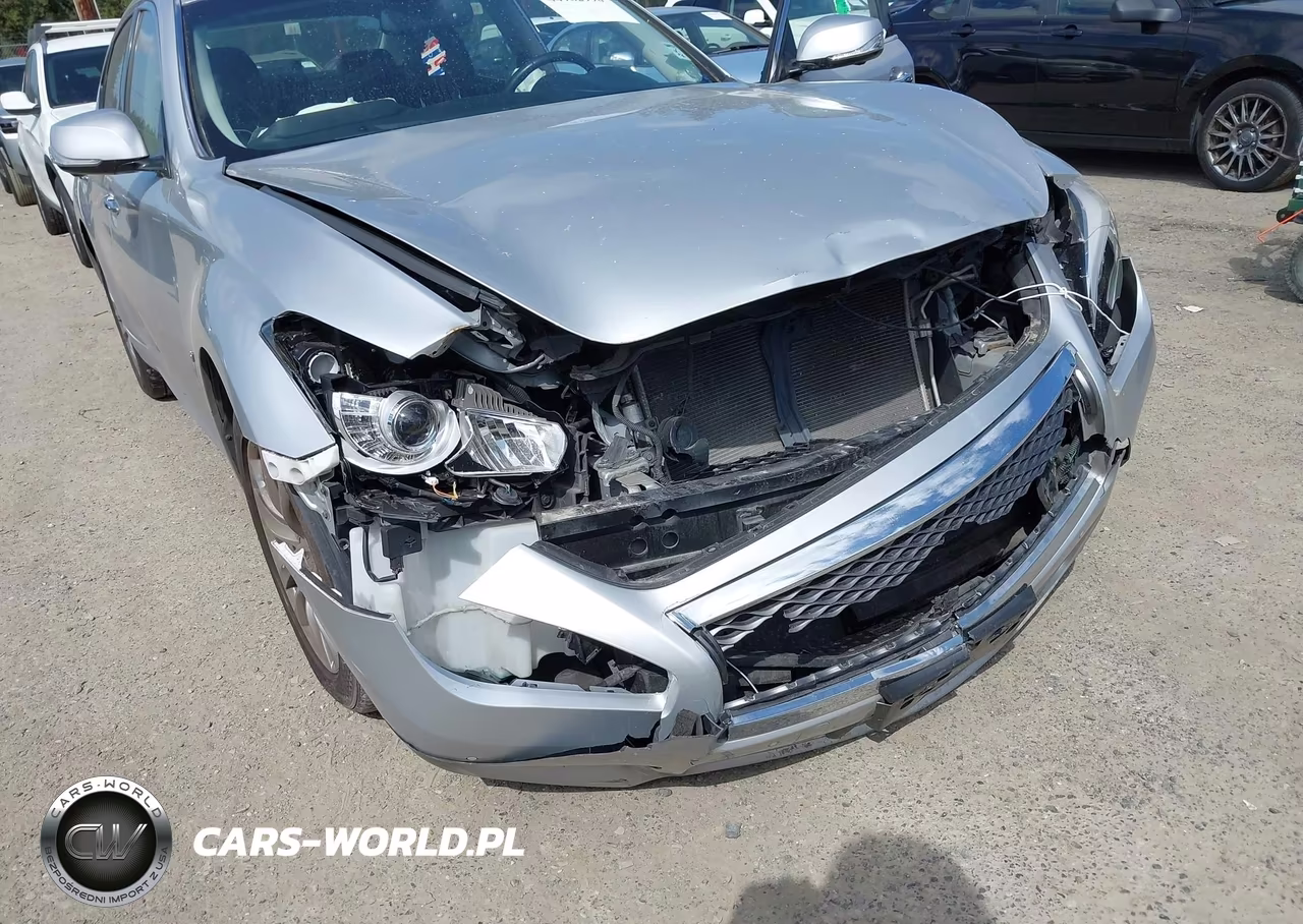 2016 Infiniti Q70 3.7X VIN:JN1BY1AR4GM270889 - 6