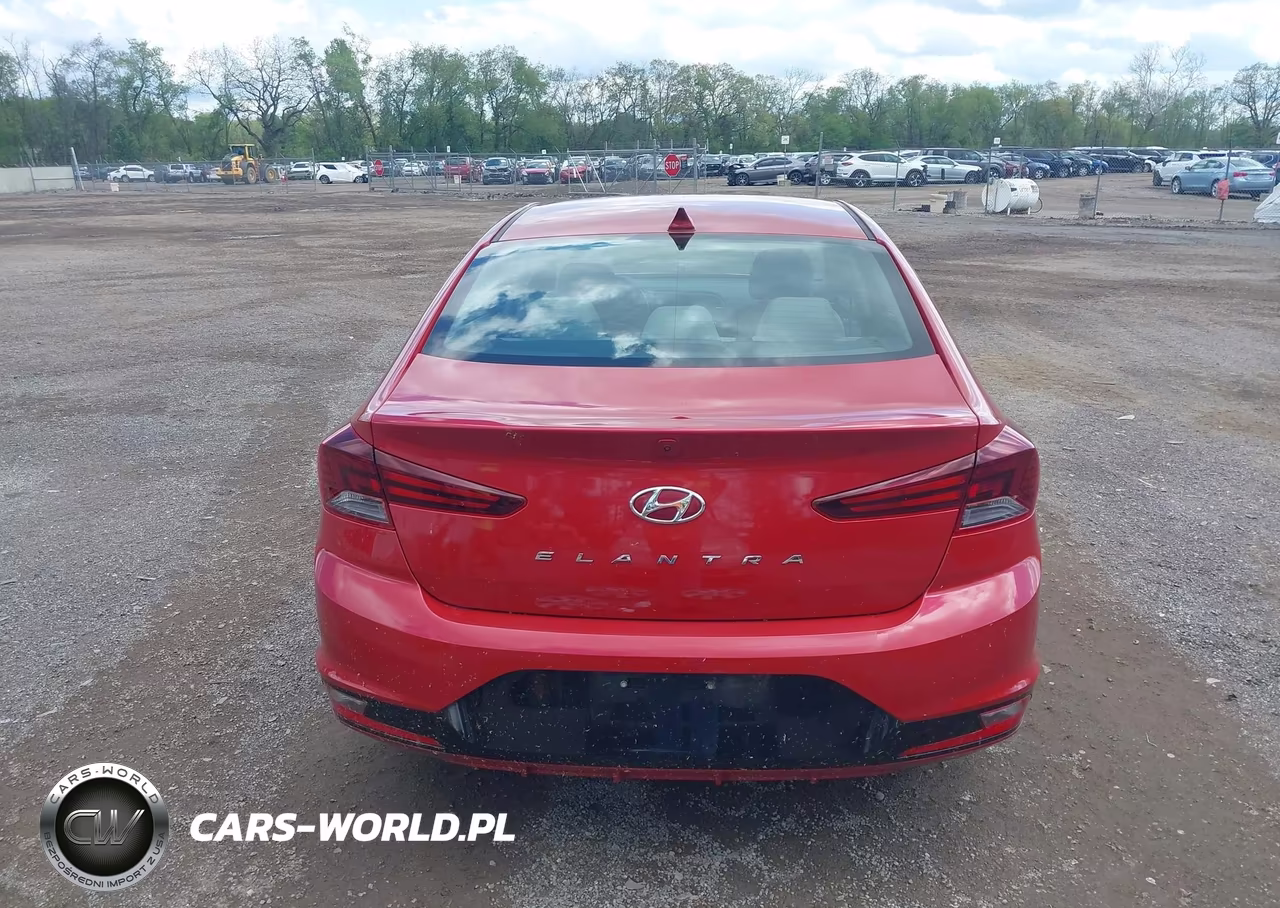 2020 Hyundai Elantra Sel VIN:5NPD84LF1LH518627 - 17