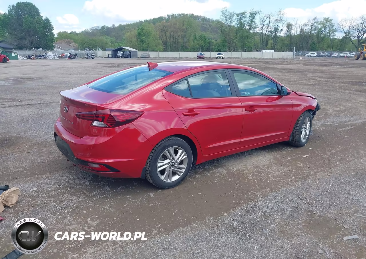 2020 Hyundai Elantra Sel VIN:5NPD84LF1LH518627 - 4