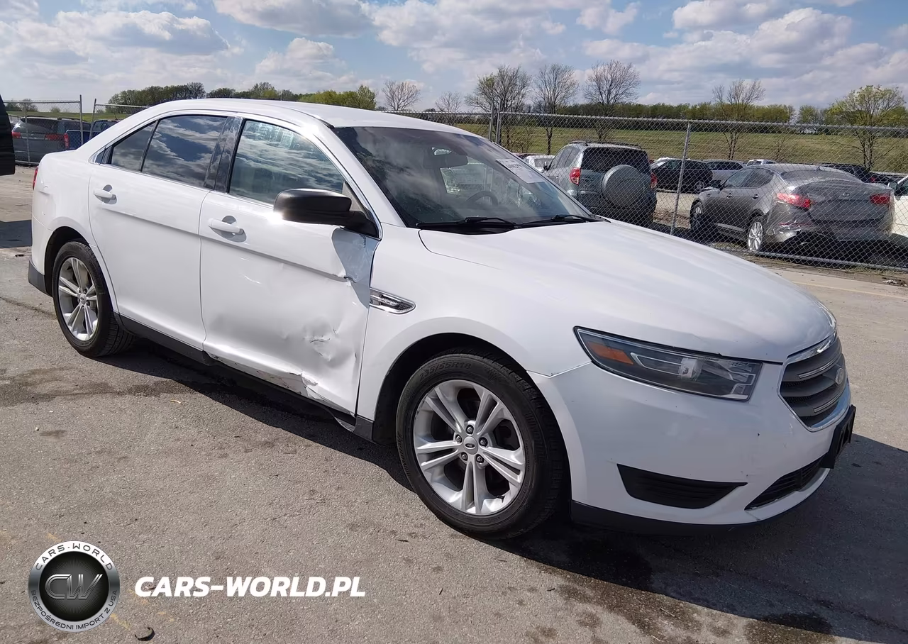 2015 Ford Taurus Se