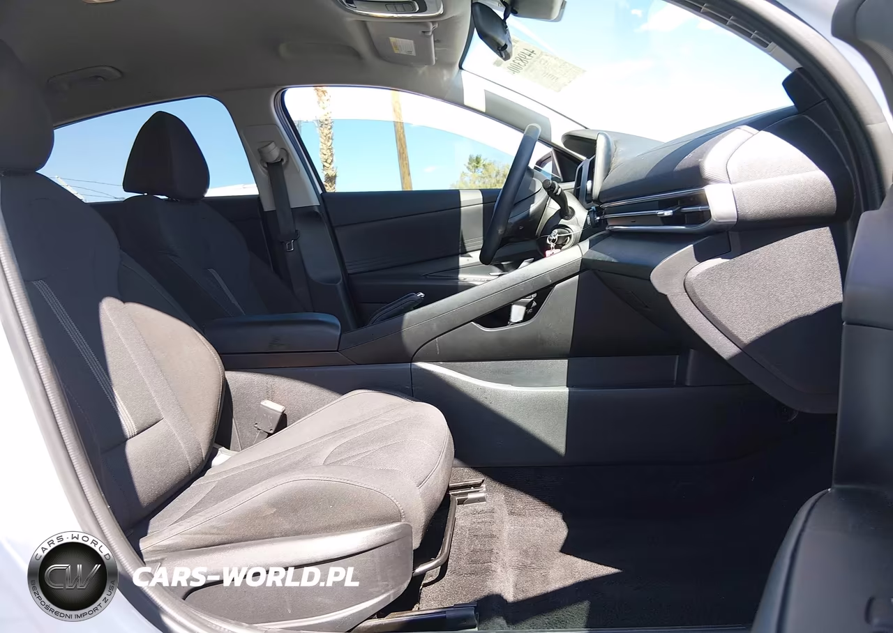 2024 Hyundai Elantra Se VIN:KMHLL4DG8RU767812 - 5