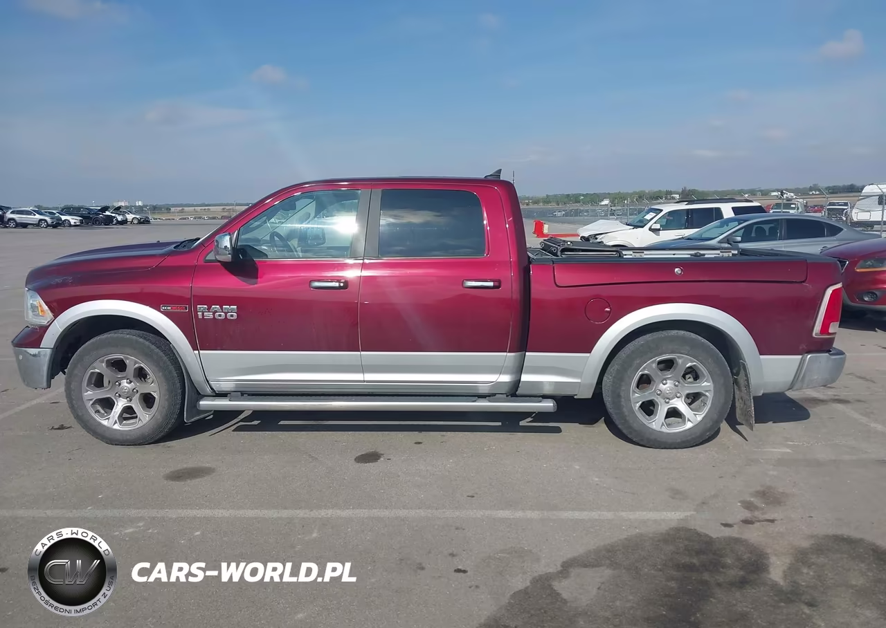 2017 Ram 1500 Laramie 4X4 6'4 Box VIN:1C6RR7VM3HS644939 - 14