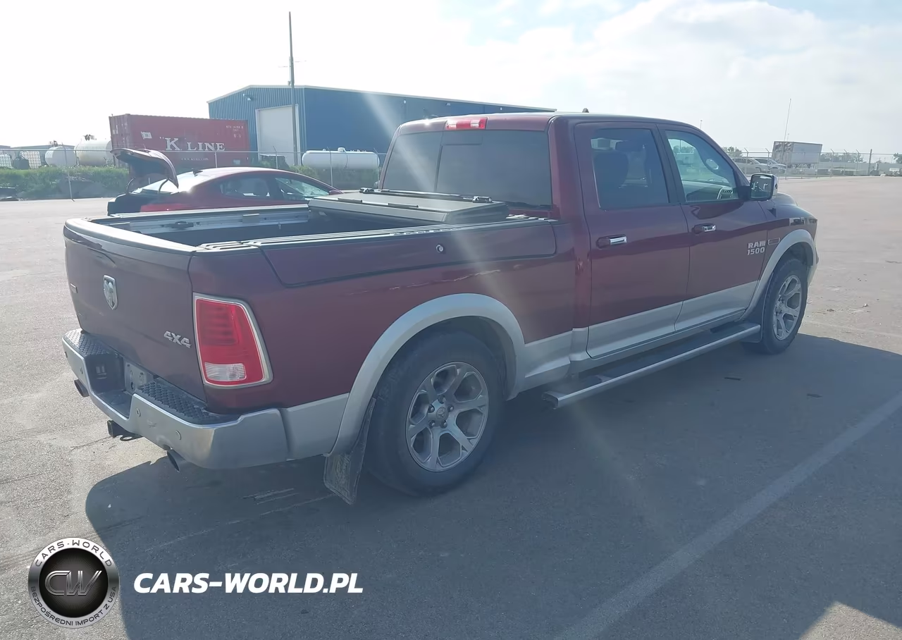2017 Ram 1500 Laramie 4X4 6'4 Box VIN:1C6RR7VM3HS644939 - 4