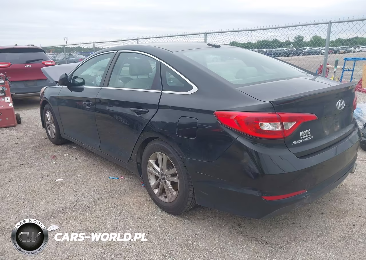2016 Hyundai Sonata VIN:5NPE24AF7GH417610 - 3