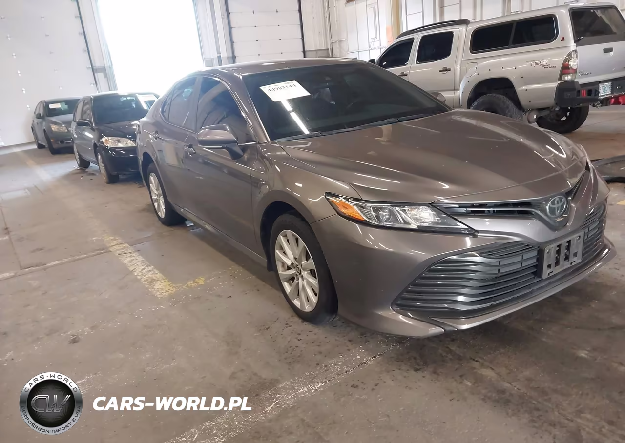 2020 Toyota Camry Le Awd – zdjęcie 1 z 16