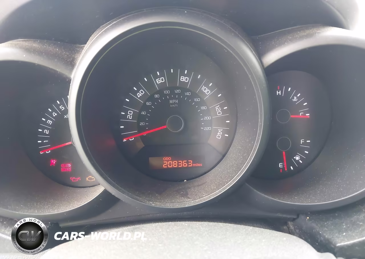 2011 Kia Soul VIN:KNDJT2A10B7262416 - 7