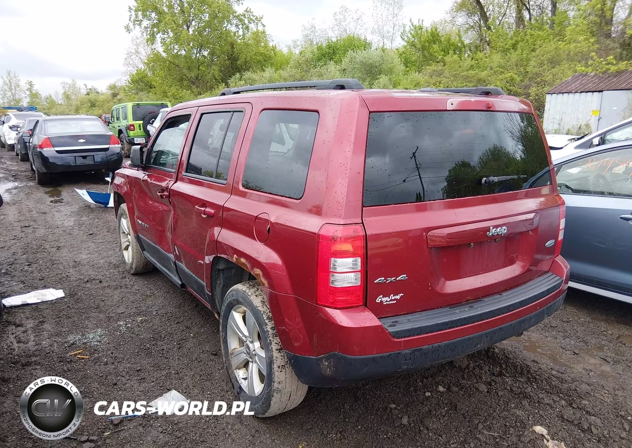 2017 Jeep Patriot Latitude 4X4 VIN:1C4NJRFB4HD174299 - 3