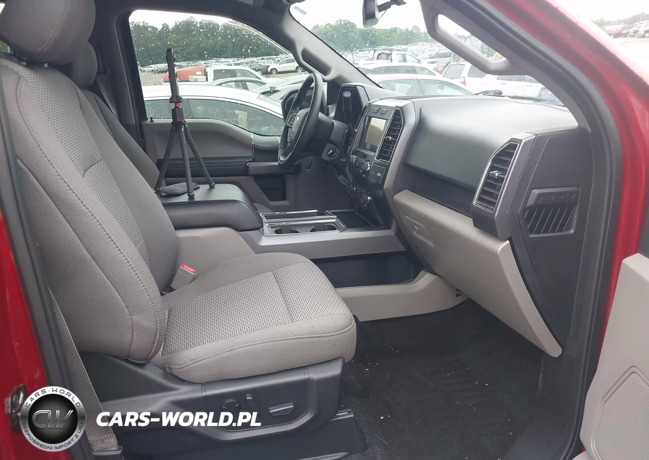 2019 Ford F-150 Xlt VIN:1FTEW1CP2KKF21957 - 5