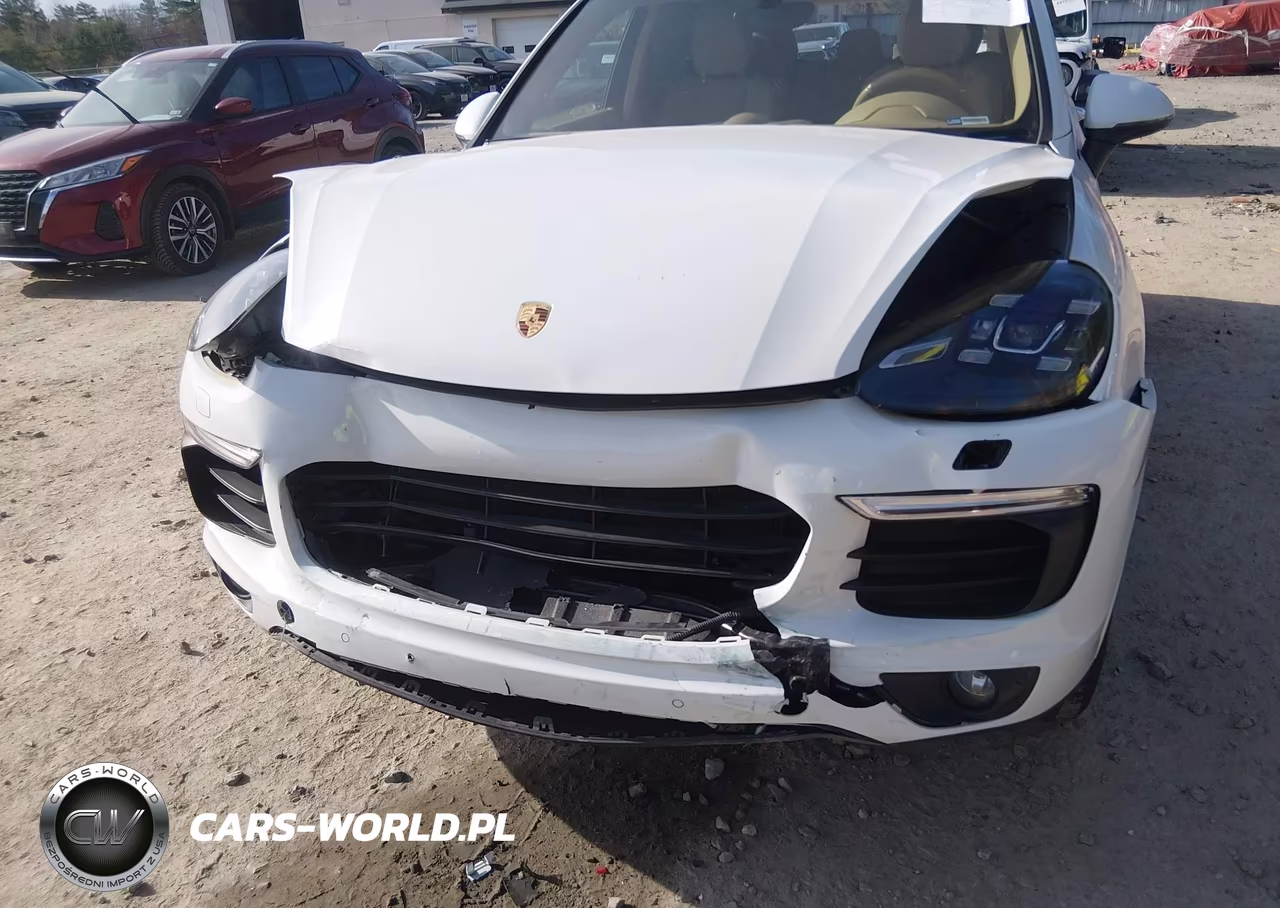2017 Porsche Cayenne E-Hybrid S-S Platinum Edition VIN:WP1AE2A20HLA68373 - 6