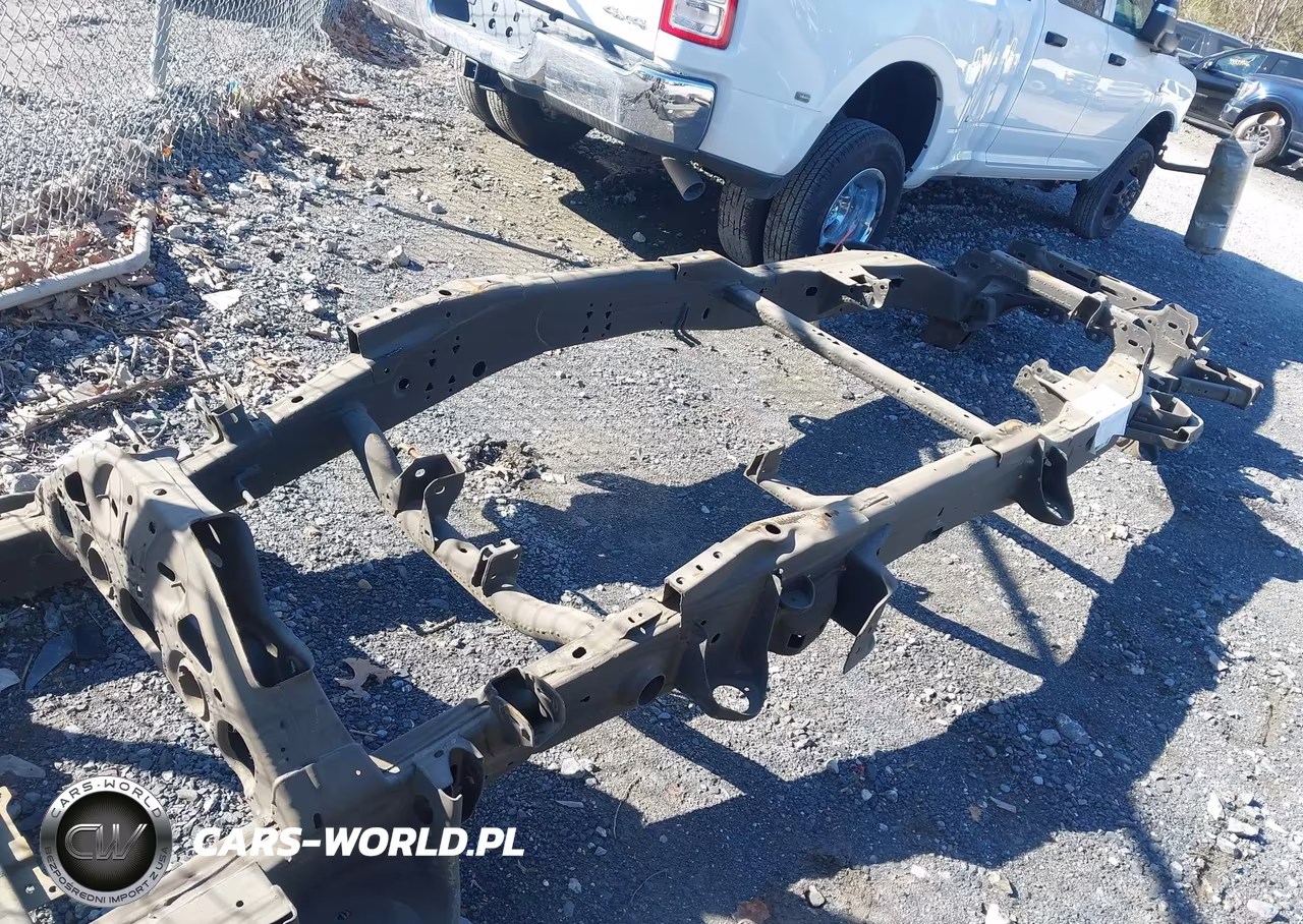 2022 Chevrolet Suburban 4Wd Z71 VIN:FRAMEONLY - 4