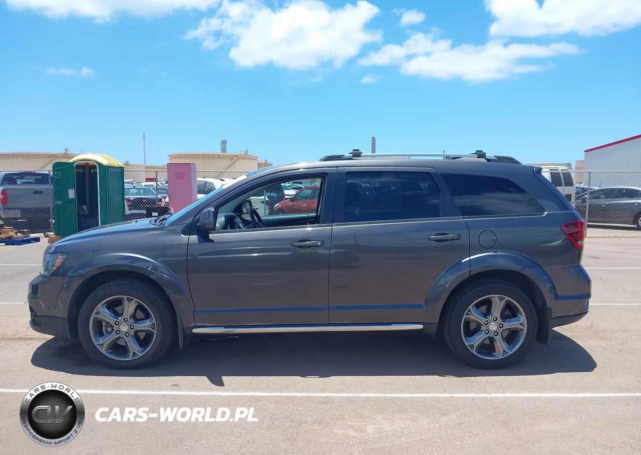 2017 Dodge Journey Crossroad Plus VIN:3C4PDCGG0HT554855 - 14