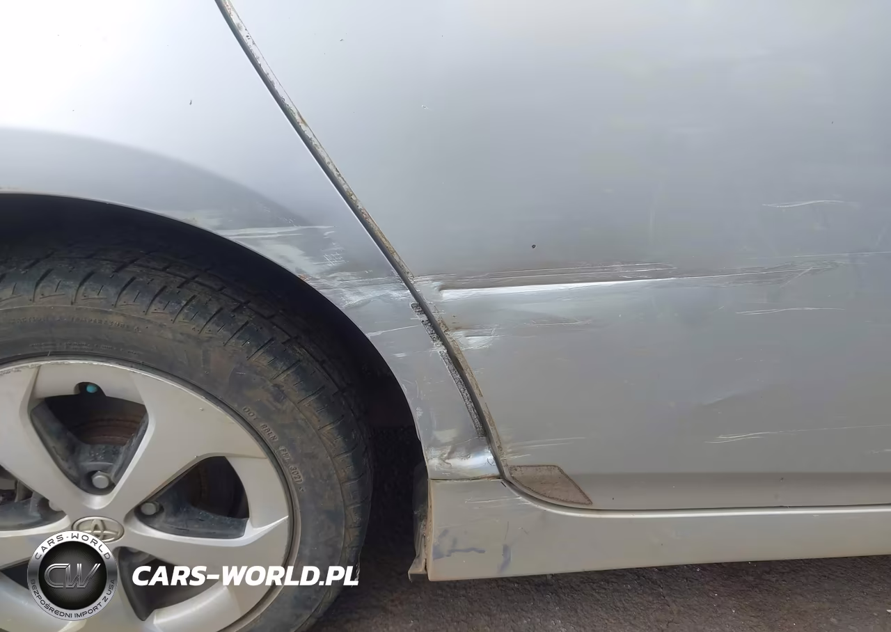 2014 Toyota Prius Two VIN:JTDKN3DU2E1781825 - 18