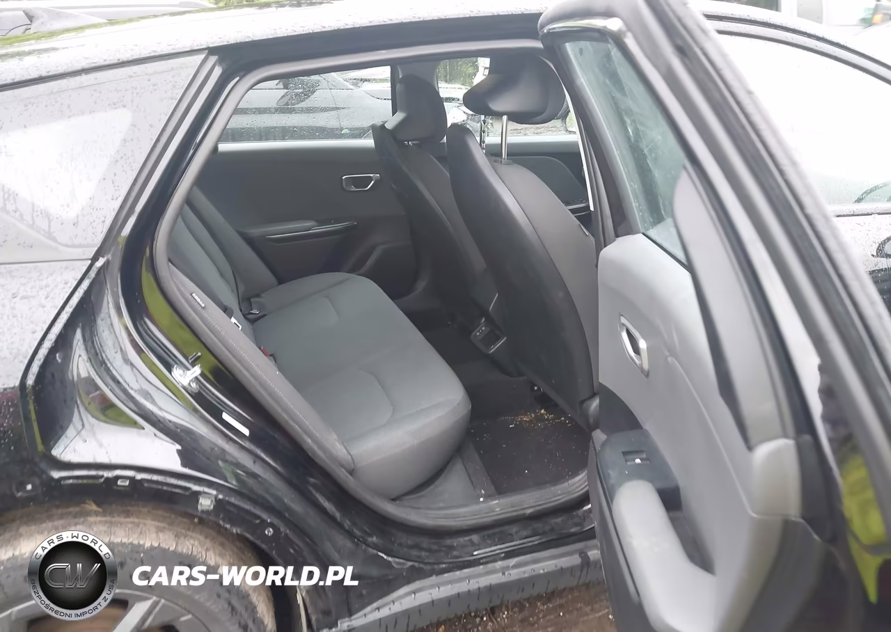 2025 Kia K4 Lxs VIN:3KPFT4DE3SE017979 - 8