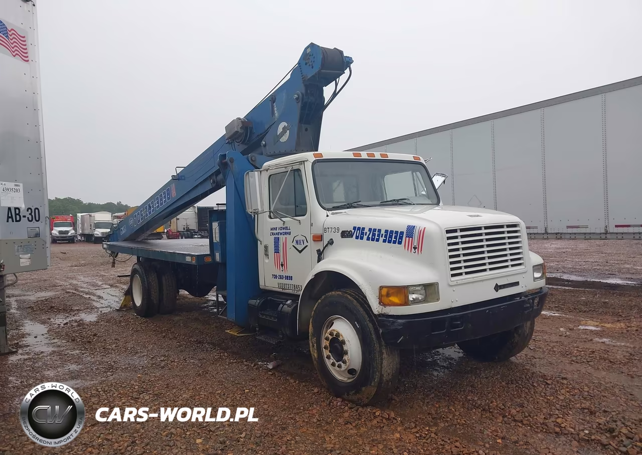 1999 International 4000 4700