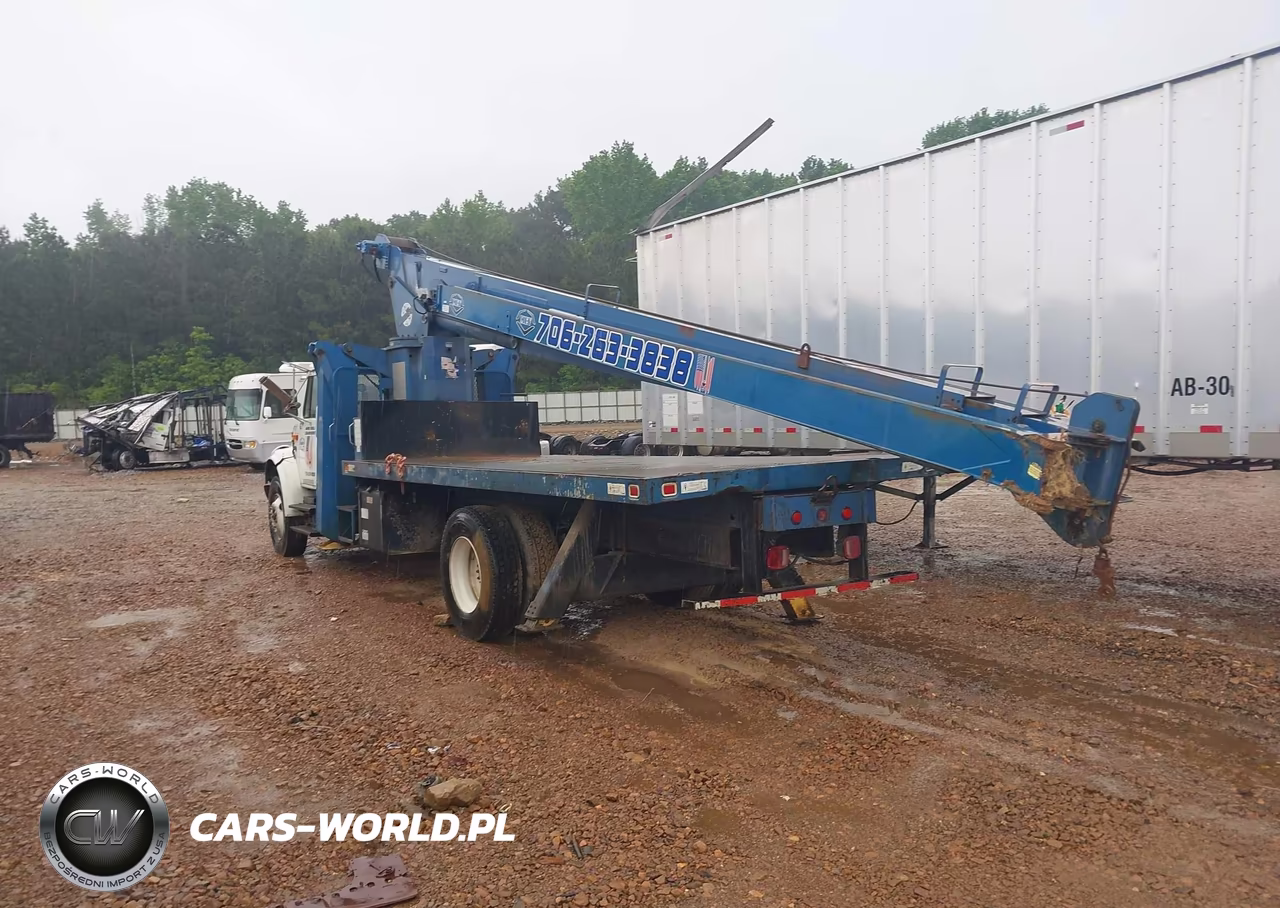 1999 International 4000 4700 VIN:1HTSCABP9XH697117 - 3