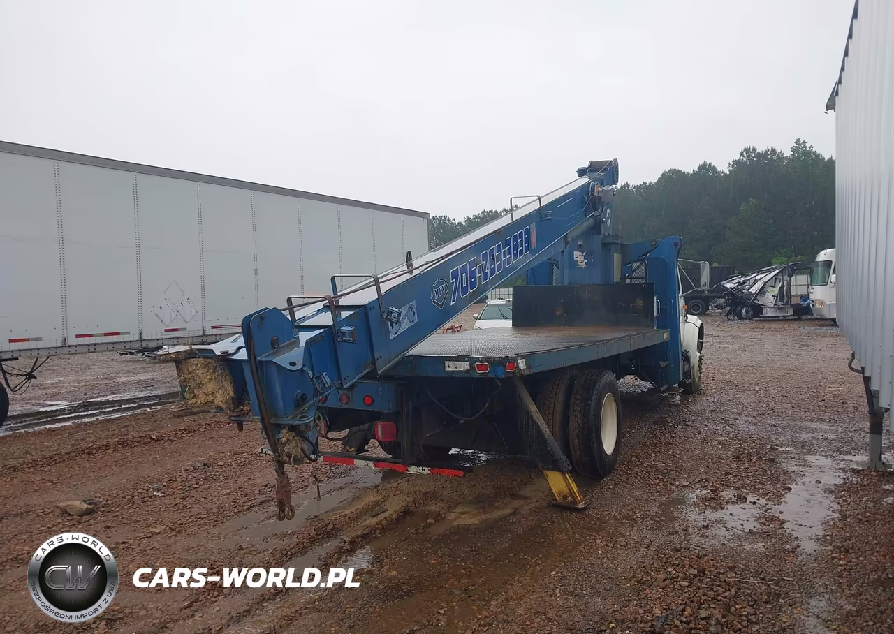 1999 International 4000 4700 VIN:1HTSCABP9XH697117 - 4