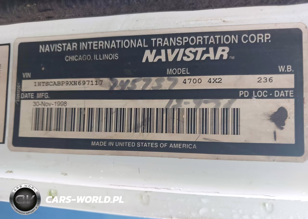 1999 International 4000 4700 VIN:1HTSCABP9XH697117 - 9