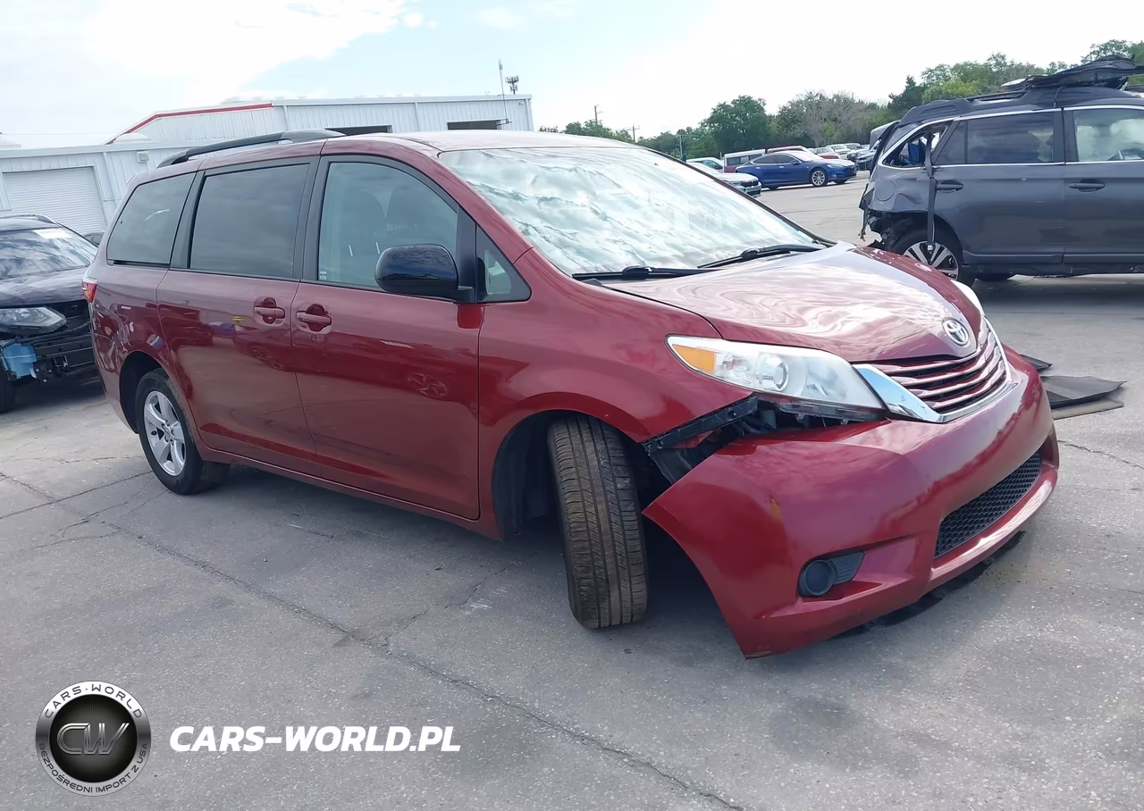 2016 Toyota Sienna Le 8 Passenger