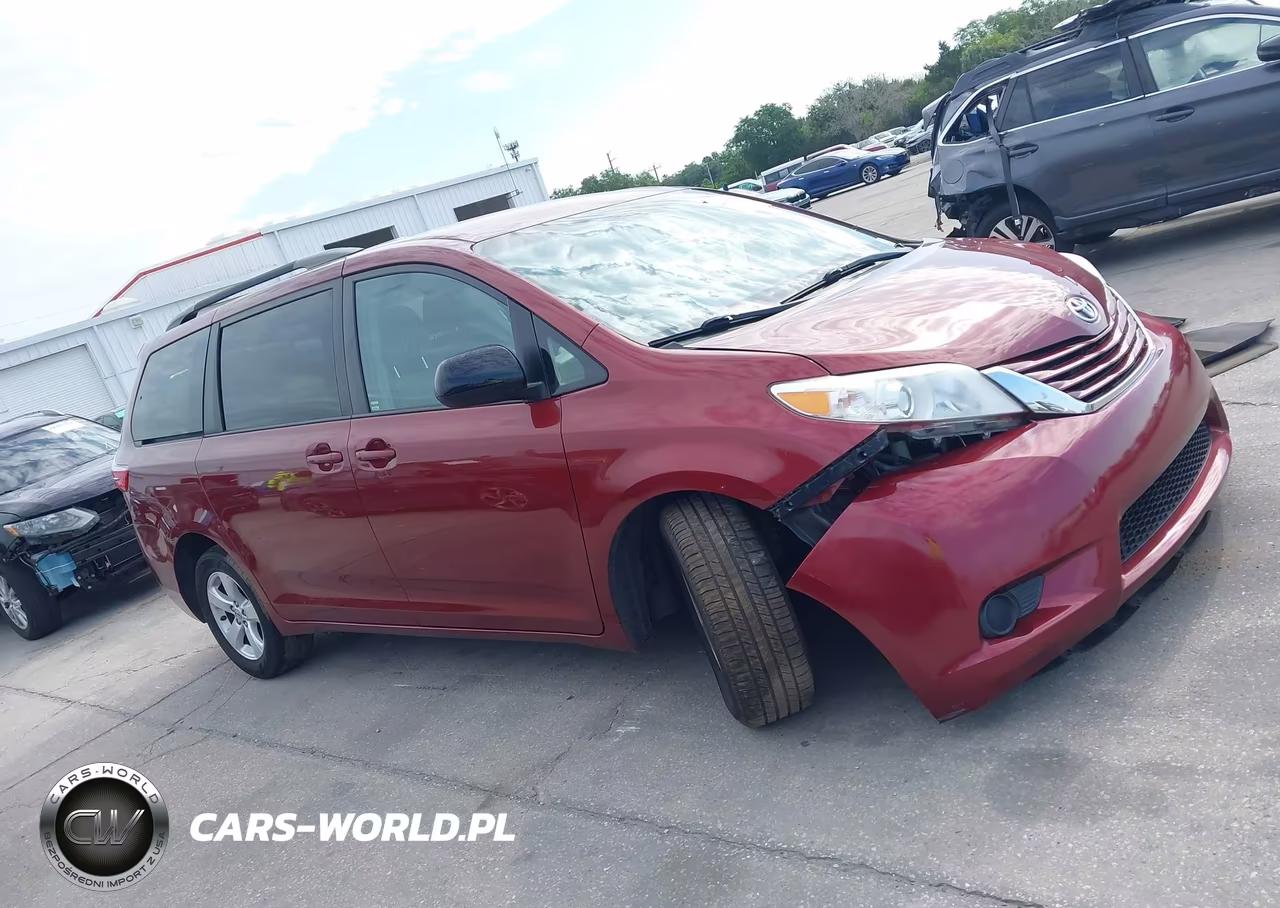 2016 Toyota Sienna Le 8 Passenger VIN:5TDKK3DC7GS706141 - 13