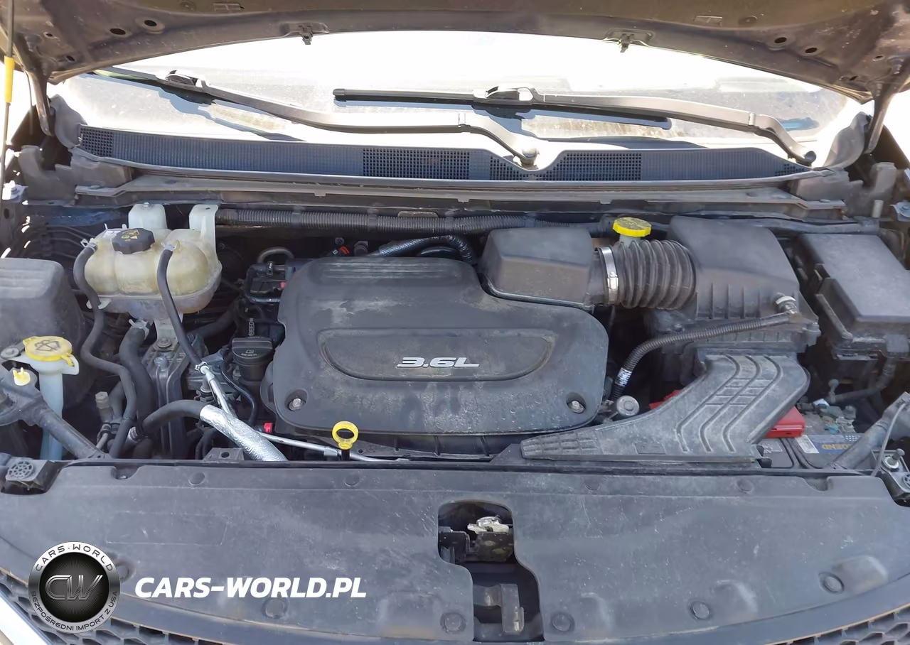 2018 Chrysler Pacifica Lx VIN:2C4RC1CG0JR316387 - 10