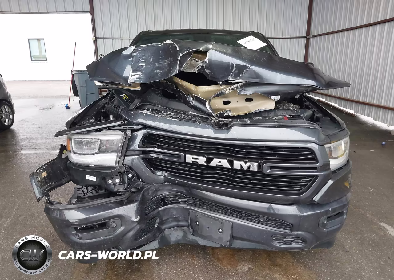 2019 Ram 1500 Laramie 4X2 5'7 Box VIN:1C6RREJT9KN792519 - 11