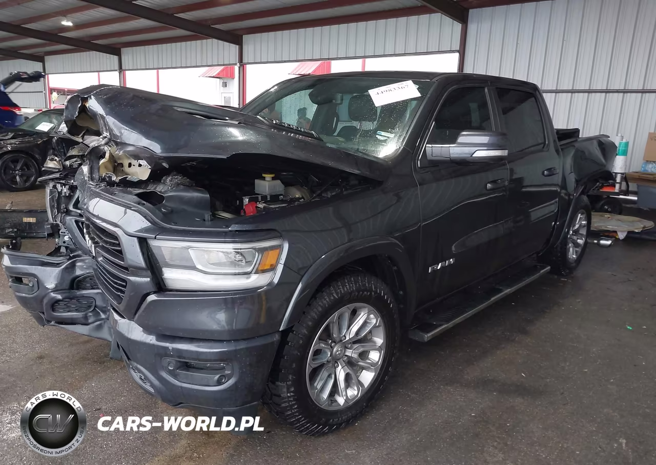2019 Ram 1500 Laramie 4X2 5'7 Box VIN:1C6RREJT9KN792519 - 2