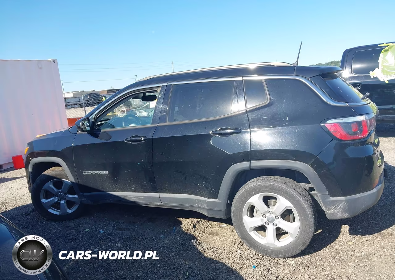 2017 Jeep New Compass Latitude 4X4 VIN:3C4NJDBB7HT692393 - 14