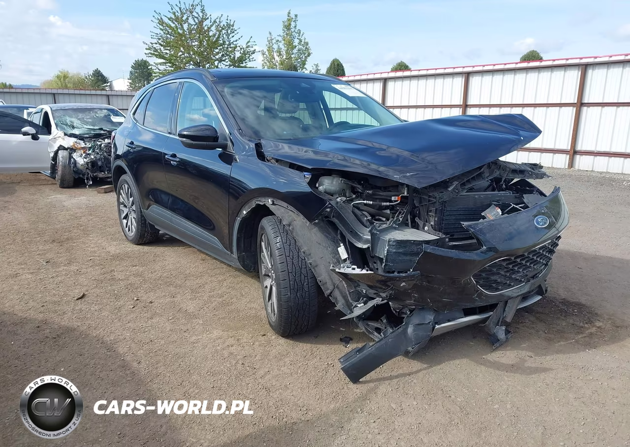 2020 Ford Escape Titanium